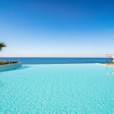 Atlantica Sungarden Hotell 4*