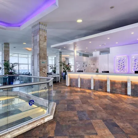 Atlantica Sungarden Hotell Ayia Napa